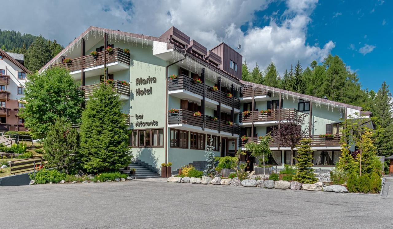 Hotel Alaska Folgarida Exterior photo